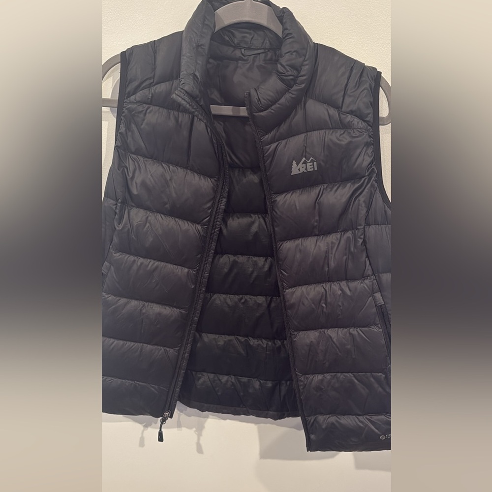 REI Black Puffer Vest